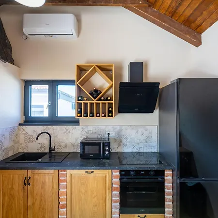 Holiday home Kuca Za Odmor Leona