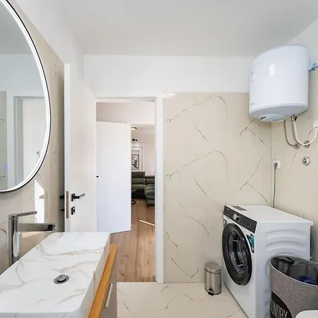 Holiday home Kuca Za Odmor Leona