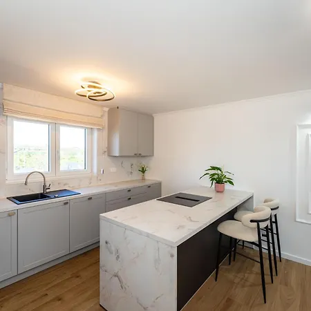 Kuca Za Odmor Leona Holiday home