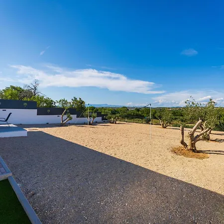 Kuca Za Odmor Leona Holiday home *