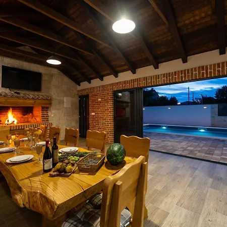 Kuca Za Odmor Leona Holiday home Dusic